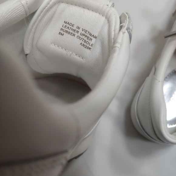 Michael Kors new Size 8 Allie trainer leather sneakers - Picture 7 of 9